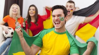 Copa do Mundo: morador pode colocar bandeiras em fachada de condomínio?