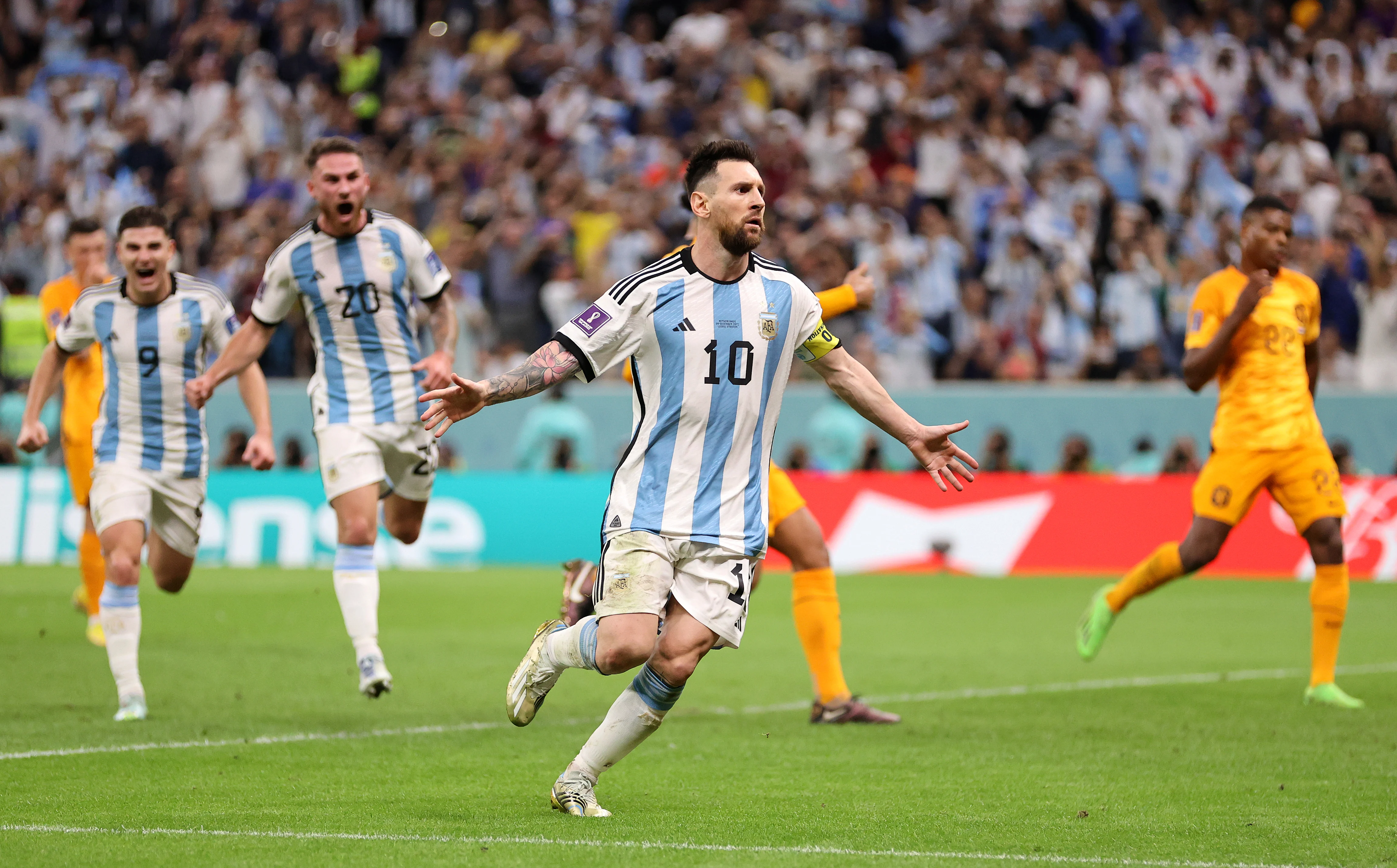 Nos pênaltis, Argentina bate a Holanda e fará semifinal dos últimos vice-campeões mundiais