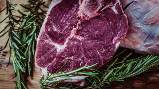 Rússia vai retomar importação de carnes bovina e suína do Brasil
