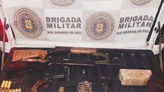 Operação Conjunta da Brigada Militar resulta em prisão de homem com armas e drogas, em Eldorado do Sul