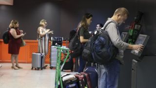 Senado Federal aprova volta do despacho gratuito de bagagem