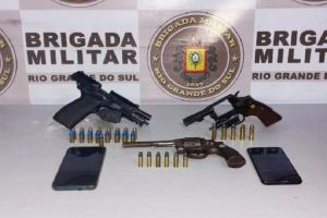 Brigada Militar em Rio Grande, em menos de 24 horas, apreende nove armas, munições e drogas