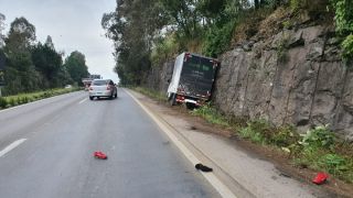 Ciclista é atropelado por caminhão no km 63 da ERS-122, em Farroupilha
