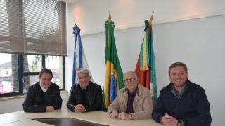 Prefeitura de São Lourenço do Sul pagará adiantamento de 50% do 13º salário em junho