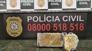 Polícia Civil prende, em flagrante, foragido por homicídio efetuando tele-entrega de droga, em Cachoeirinha