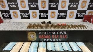 Denarc apreendeu duas armas de fogo, vasta quantidade de munições e dinheiro, em local  no Bairro Vila Cruzeiro, na Capital
