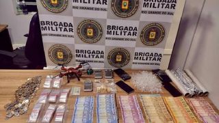 Brigada Militar realiza prisão por tráfico de drogas e apreende dinheiro e drone em Venâncio Aires
