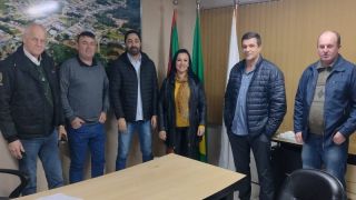 Escola Ruy Ramos, de Sertão Santana, recebeu a visita da Deputada Estadual Kelly Moraes e do Deputado Federal Marcelo Moraes