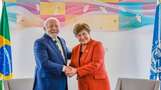 Presidente Lula conversa com diretora-gerente do FMI na reunião do G7