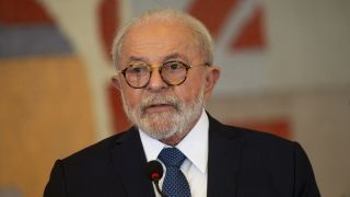 Presidente Lula recusa convite de Putin para ir a fórum econômico