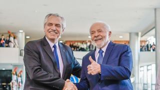 Presidente Lula recebe Alberto Fernández e celebra integração com a Argentina