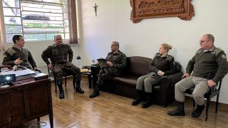 Brigada Militar de Rio Pardo recebe visita do Coronel do Exército Brasileiro