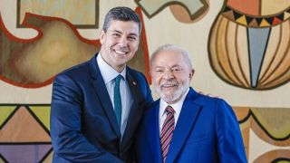 Presidente Lula participa da posse do presidente do Paraguai nesta terça, dia 15, em Assunção