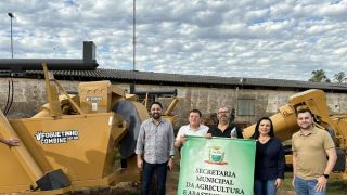 Prefeitura de Camaquã entrega maquinários para associações comunitárias do interior