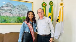 Vice-prefeito e secretário de Cultura e Turismo recebem Miss Beleza Negra de Caçapava do Sul