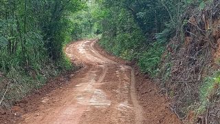 Manutenções ocorrem nas estradas da Cintia, do Buraco e do Formoso, no interior de Camaquã