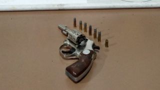 Brigada Militar realiza prisão de homem por posse ilegal de arma de fogo, em Pelotas 