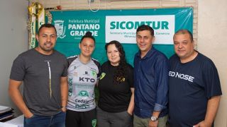 Clube Legendárias e SIMCOTUR firmam parceria para expansão do futsal feminino em Pantano Grande