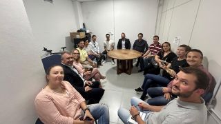 Secretária de Saúde de São Lourenço do Sul se reúne com Dentistas da Rede em Encontro Produtivo