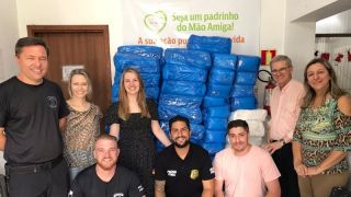 Projeto Secos e Não Molhados do Presídio Regional de Caxias do Sul realiza doação de absorventes