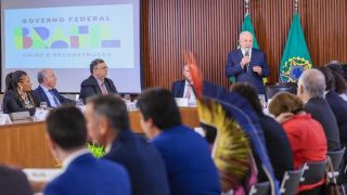 Presidente Lula celebra conquistas de 2023 na abertura de reunião ministerial