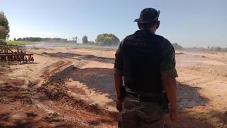 3º Batalhão Ambiental flagra poluição, através da queima de resíduos, no interior de São Borja