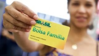 Caixa Econômica Federal paga novo Bolsa Família a beneficiários com NIS de final 9
