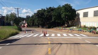 Nova sinalização de trânsito é feita na Vila Aurora, no interior de Camaquã