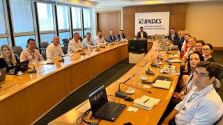 Estado e BNDES debatem medidas de apoio às empresas atingidas pelo ciclone no Vale do Taquari