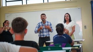 Volta às aulas: Prefeito de Guaíba e Secretária de Educação visitam Escola Arlindo Stringhini