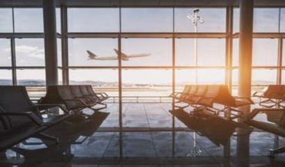 Companhia aérea deve indenizar passageiro impedido de embarcar por ausência de visto