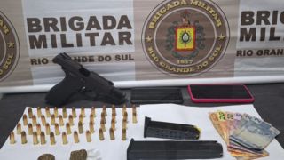 Policiais militares prendem homem por porte ilegal de arma de fogo, em Palmares do Sul