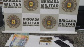 Brigada Militar realiza prisão de dois homens, por tráfico e porte ilegal de arma, em Rosário do Sul 
