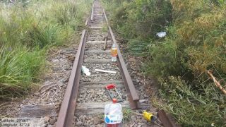 Três homens são flagrados furtando os trilhos da antiga via férrea, em Uruguaiana