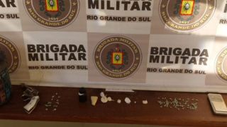 Brigada Militar detém dois homens perto de ponto de venda de drogas na Beira Rio, em Charqueadas