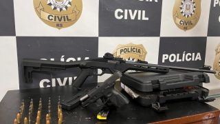 Cinco pessoas são presas pela Polícia Civil, em Pelotas, durante 3ª fase da Operação Marra