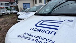 Veículos com rastreadores: renovação da frota da Corsan qualifica serviços à população 