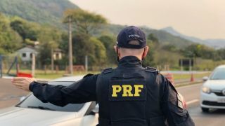 PRF prende motorista embriagado que estava foragido da justiça na BR-287, em São Borja