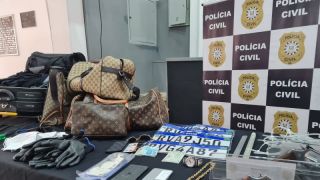 Polícia Civil recupera dois milhões em joias roubadas em residências de luxo, em Porto Alegre