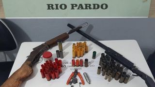 Brigada Militar prende dois homens, na BR-471, em Rio Pardo, por porte ilegal de arma de fogo