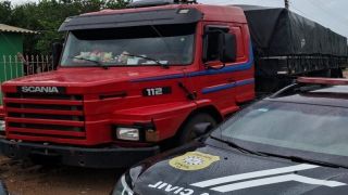 Pneus de carreta furtados, avaliados em R$ 16 mil, são recuperados pela Polícia Civil, em Camaquã