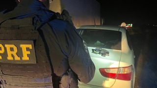 PRF prende dois homens e recupera pistola roubada na BR-290, em Eldorado do Sul